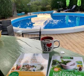 Bize-Minervois Lit Et Petit-Déjeuner | La Villa Du Menhir Chambre d'hôtes