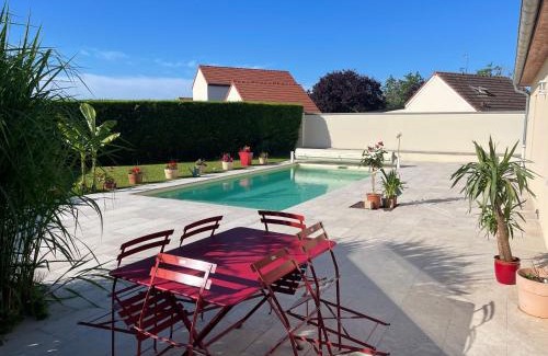 Hermonville Maison | La Villa du vignoble Piscine