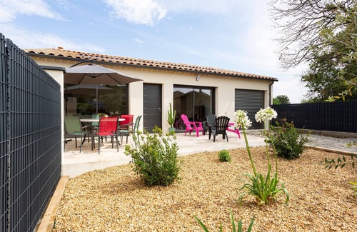 Saint-Victor-la-Coste Maison | La Villa de l'Olivier - Charmante maison climatisée pour 6