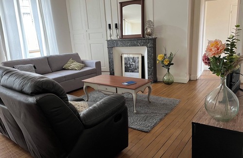 Aubusson Appartement | LA VILLA LOUANA 3 : APPARTEMENT ENTIER 60m2,élégance et indépendance