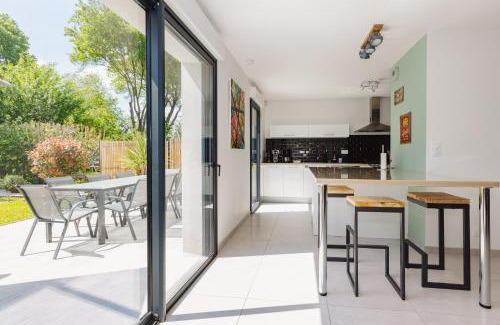 Orgeres Maison | La Villa Pop & Steel - maison avec 4 chambres