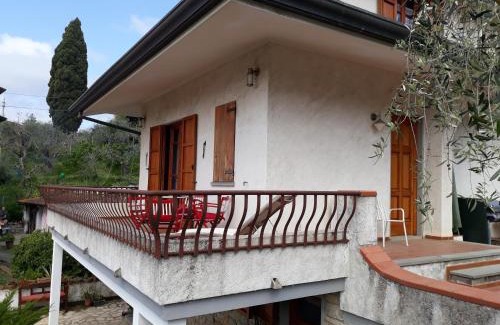 Corsanico-Bargecchia Maison | La villetta bianca