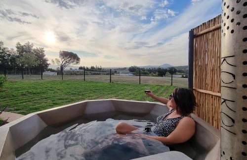 Drakenstein Maison | La Vita Romantic Getaway Cabin