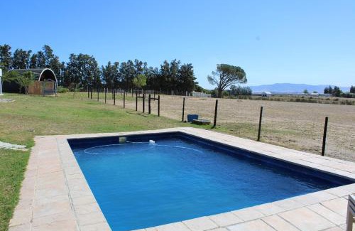 Drakenstein Maison | La Vita Romantic Getaway Cabin