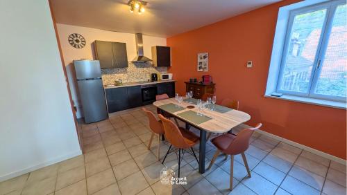 Guebwiller Appartement | La Vue Des Vignes Parking & 2-roues