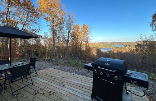 Val-des-Monts Cabine | La Vue - Mountain Top Cottage
