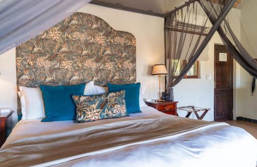 Thorny Bush Game Reserve Cabine | Last Word Kitara