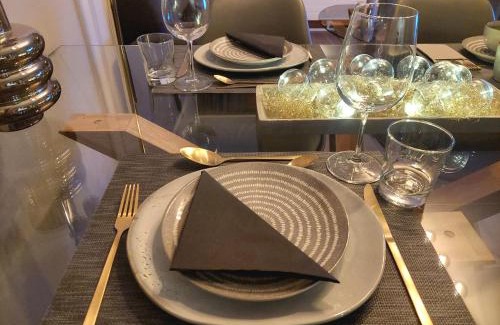 Laax Appartement | LAAX Central Holiday Apartment with Pool & Sauna