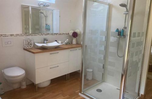 Herry Appartement | Lac De Lumiere. Relax with rural lakeside living