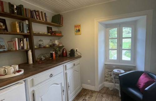 Chataigneraie Cantalienne Maison | Manoir Lacalmontie