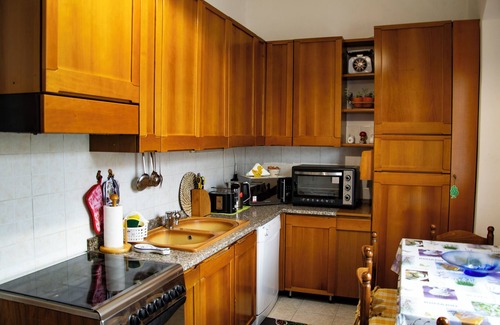 Varano Borghi Appartement | LaCasaDeiNonni - Lakes&Relax