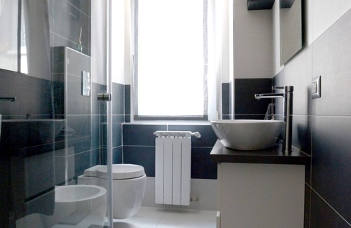 Carate Urio Maison | LaCasetta Como Lakeview Terrace appartement rénové.