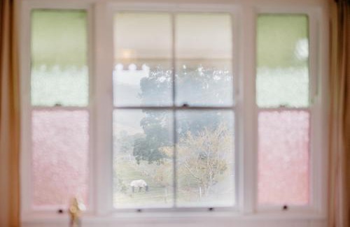 Laceys Creek Maison | Lacey's Creek Homestead