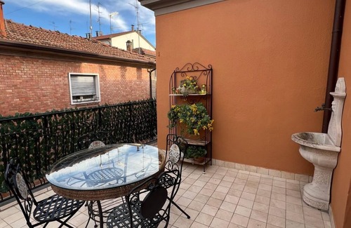 Imola Maison | Lachiocciola - entire house in the heart of Imola, racetrack, concerts and Formula 1