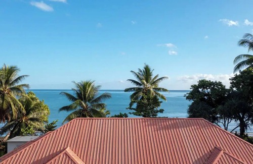 Tahiti Maison | Lafayette Beach House 4 - villa en bord de mer à rue