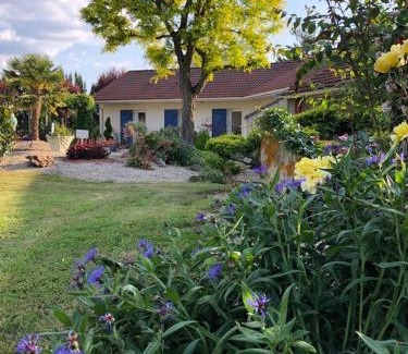 Neuville-de-Poitou Maison | lagalerne