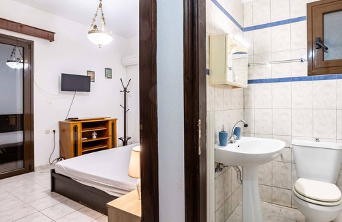 Agrilos Appartement | Lagouvardos Olive Grove - Niko's Family Havens