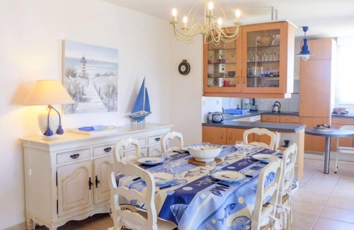 Gruissan Appartement | Laguna Beach by Interhome