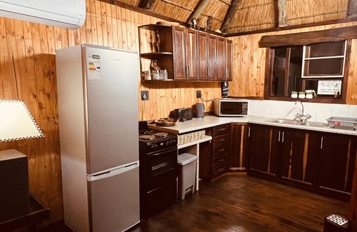 Marloth Park Maison | Lahlekile Nathi log cabin in Marloth Park