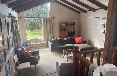 Waikawa Beach Maison | Laid Back Beach House
