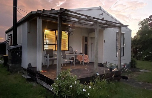 Mokihinui Maison | Laid back retreat, footsteps to the sand and river mouth, with stunning scenery.