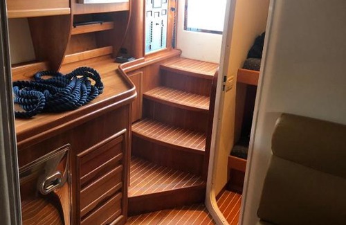 Mergellina Location De Bateaux | Lainapolicharteryacht