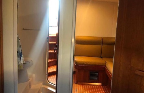 Mergellina Location De Bateaux | Lainapolicharteryacht