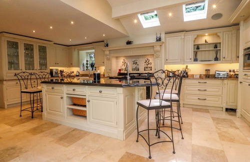 Burnley Cottage | LAITHE HOUSE, pet friendly, luxury holiday cottage in Cliviger