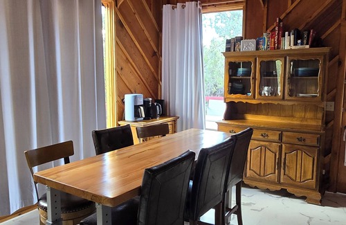 Payson Cabine | Lake access, Quiet, Family and pet friendly