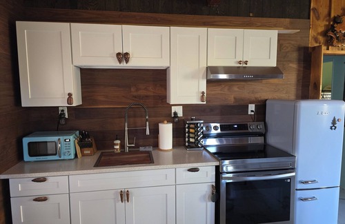 Payson Cabine | Lake access, Quiet, Family and pet friendly