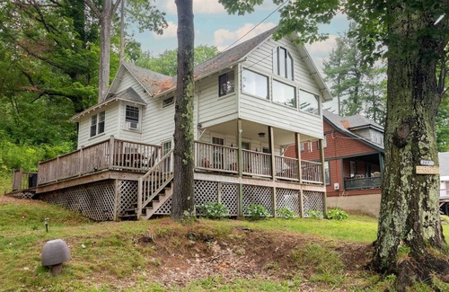 Richfield Springs Maison | Lake Access to Canadarago Lake*Lake View Cottage*