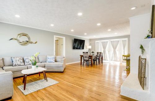 Duluth Maison | Lake and Dock Access Peaceful Retreat in Duluth