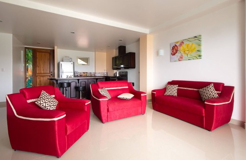 Naranjos Agrios Copropriété | LAC ARENAL, PISCINE VUE NOUVEAU CONDO 1B / 1 B
