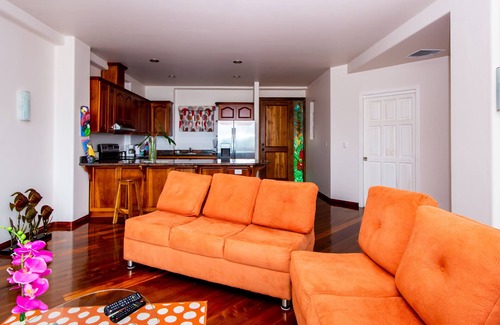 Naranjos Agrios Copropriété | NOUVEAU LAC ARENAL CONDO 1B / 1 B CUISINE COMPLETE