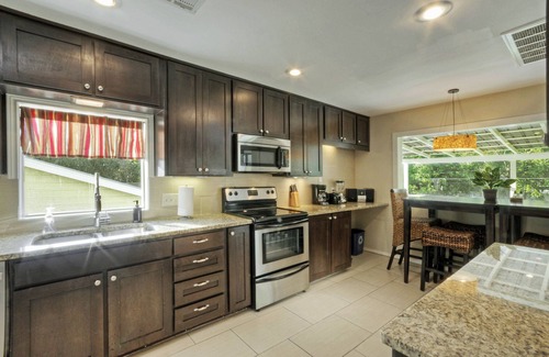 Austin Lake Estates Maison | Lake Austin House, Eanes, 20 min a CBD, alquiler mensual, amueblado, ABP
