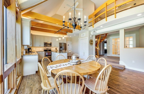 South Down Shores Maison | Lake & Beach Access: Family Townhome in Laconia