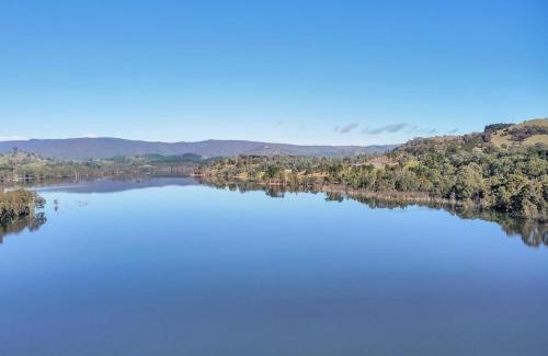 Mansfield Maison | Lake Breeze