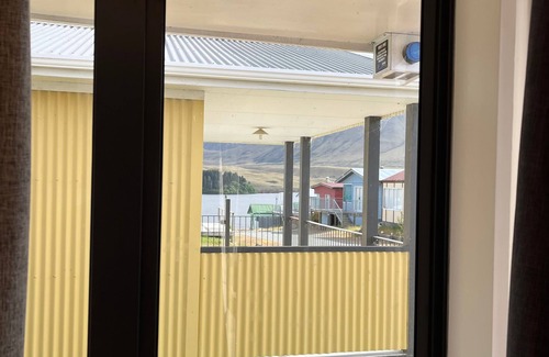 Ashburton Lakes Maison | Lake Clearwater Lodge - Stunning Alps Surrounds