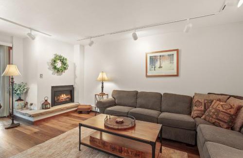 Dillon Appartement | Lake Cliffe A101 by Great Western Lodging