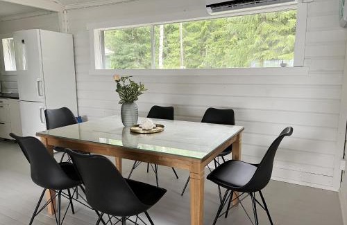 Laukaa Chalet De Ski | Lake Cottage with sauna (near City)
