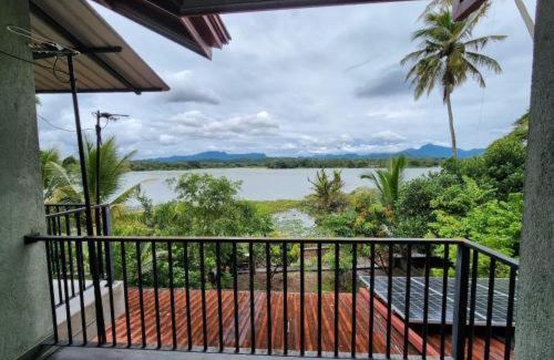 Ibbagamuwa Hôtel | Lake Entrance
