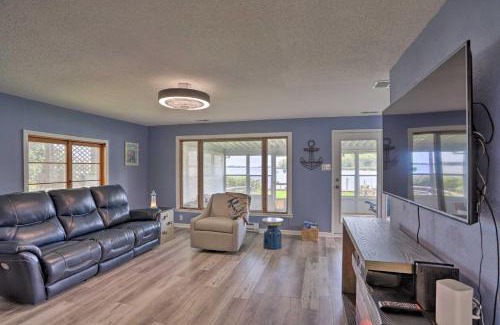 Shoreland Maison | Lake Erie Waterfront Home with Sunroom and Yard!