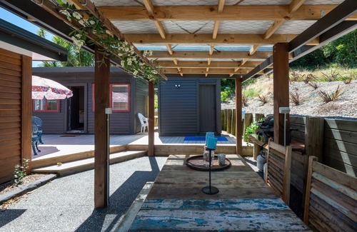 Kawerau Maison | Lake Escape - A Magic Getaway Trout Fishing, Kayaking, space for tents or boats