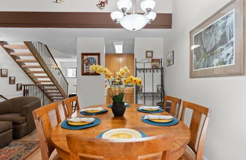 Carnelian Woods Maison | Lake Escape