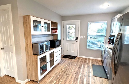 Quitman Cabine | Lake Fork Luxury and Leisure. 2 story cabin in gated resort. Many amenities!