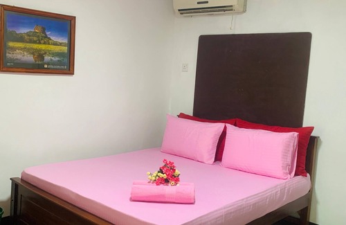 Kimbissa Hôtel | Lake Front Cottage & Restaurent