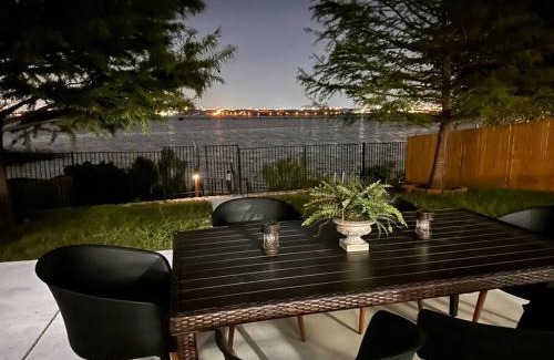 Grand Prairie Maison | Lake Front Home, around 15 minutes drive to AT&T and Epic Water