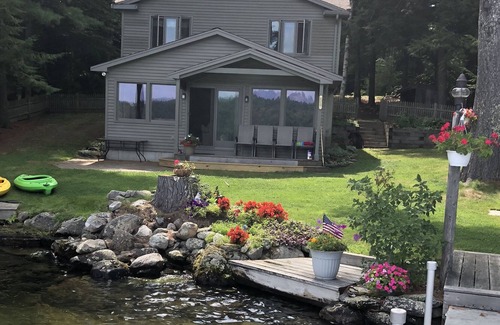 Union Maison | Lake front home on Lovell Lake for Ice Fishing and Skimobiling