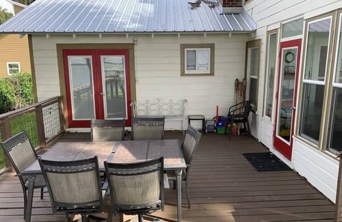 Candler Maison | Front de lac sur la rive nord du lac Weir, en Floride (ce n'est PAS un duplex / 2 entrées)