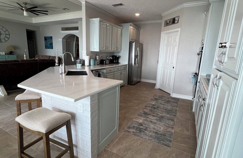 West Livingston Maison | Lake front property on 3 acres offering privacy and never ending views.